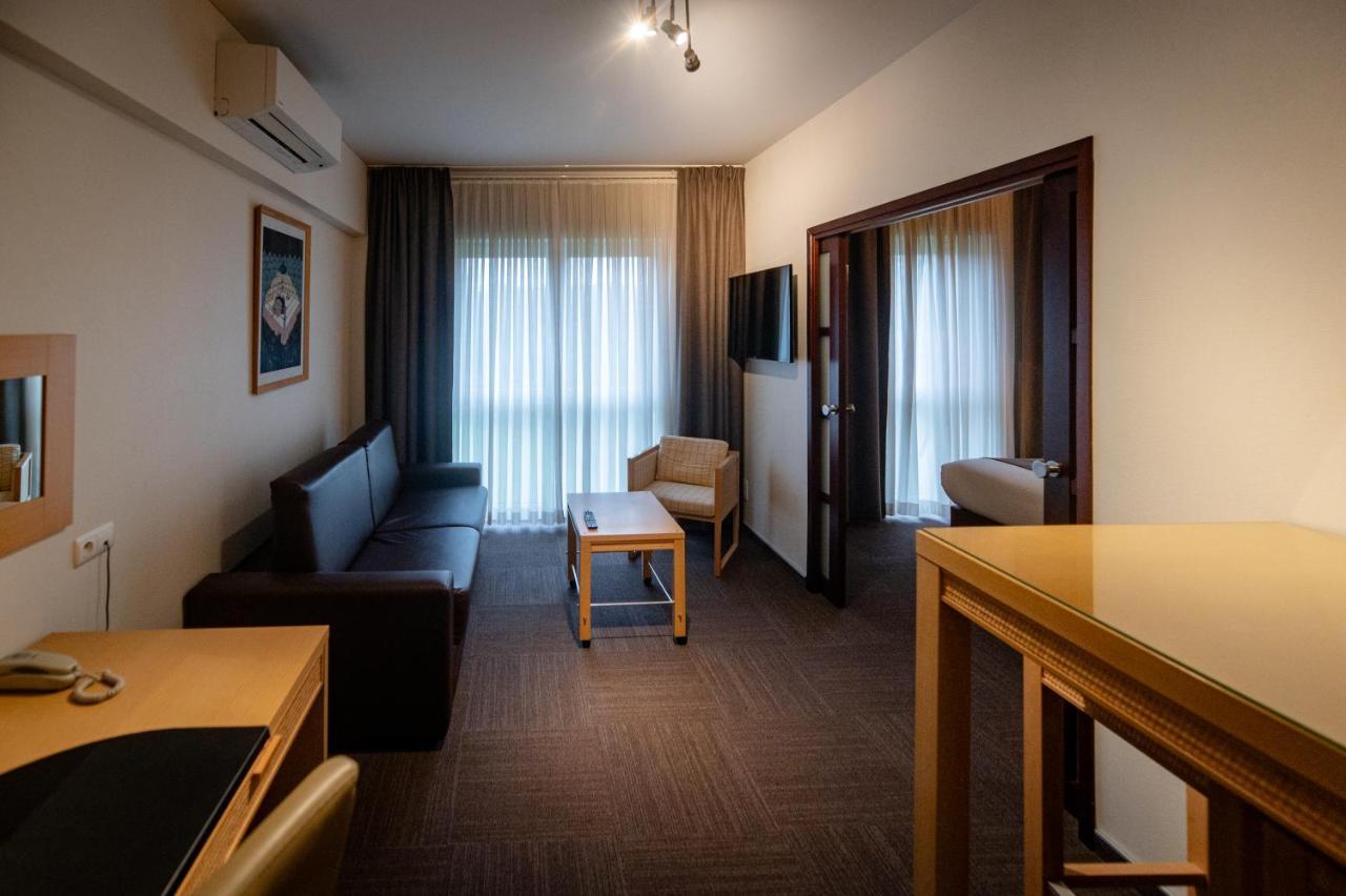 Hotel & Aparthotel Casteau Resort Mons Soignies Eksteriør bilde